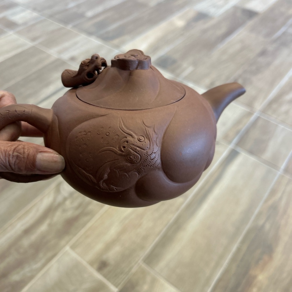 Classic Brown Yixing Style Clay Teapot - Elegant Dragon Design